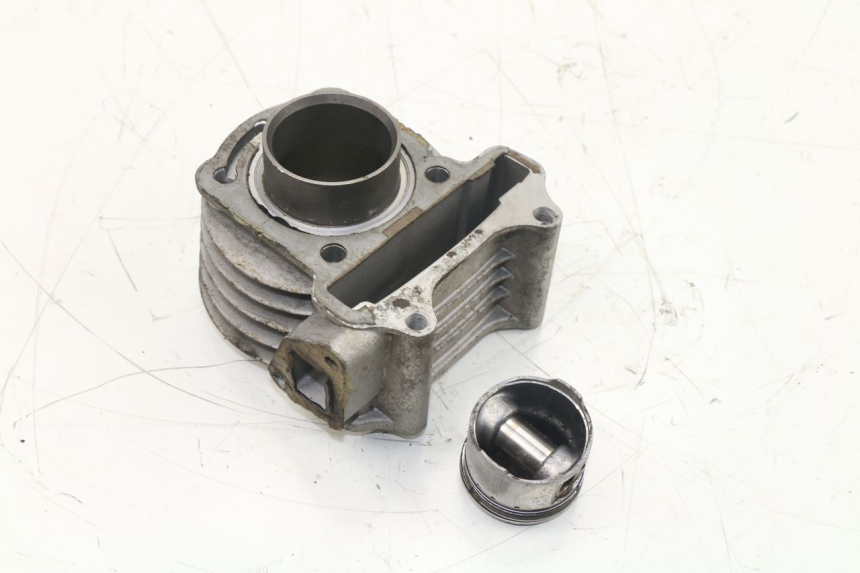 photo de CYLINDRE PISTON PEUGEOT V-CLIC VCLIC 50 (2007 - 2013)