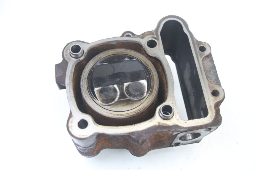 photo de CYLINDRE PISTON PEUGEOT SATELIS 125 (2013 - 2018)