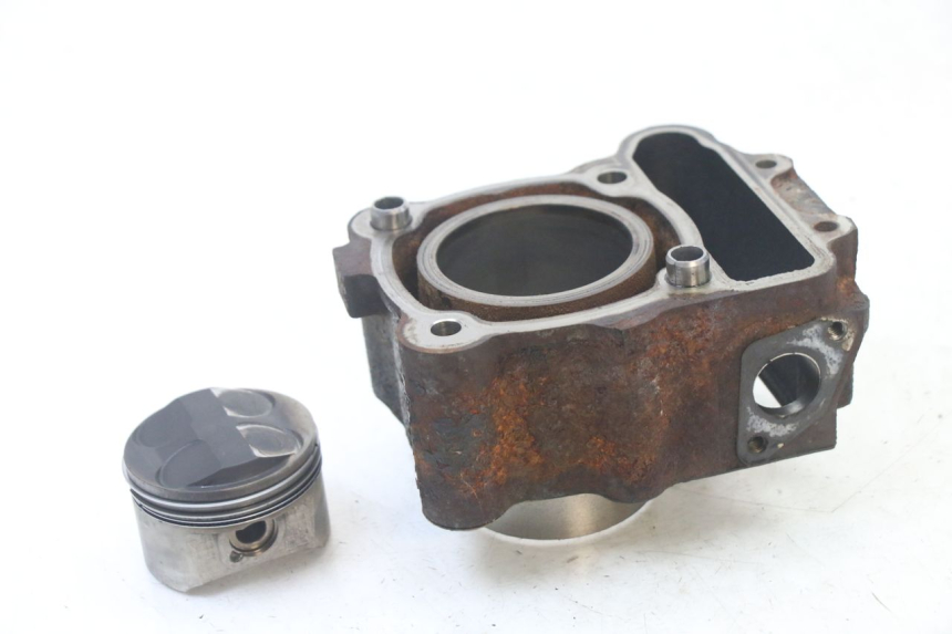 photo de CYLINDRE PISTON PEUGEOT SATELIS 125 (2013 - 2018)