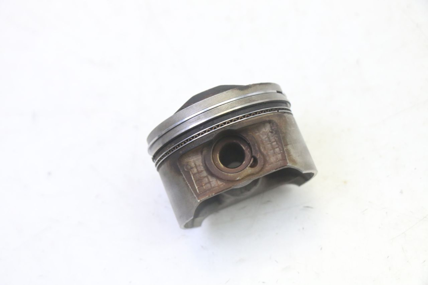 photo de CYLINDRE PISTON PEUGEOT SATELIS 125 (2010 - 2012)