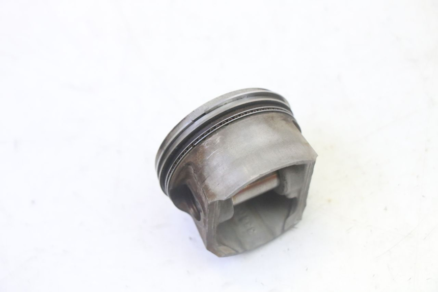 photo de CYLINDRE PISTON PEUGEOT SATELIS 125 (2010 - 2012)
