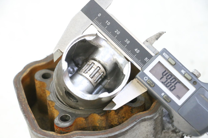 photo de CYLINDRE PISTON DERBI SENDA SM DRD 50 (2008 - 2013)