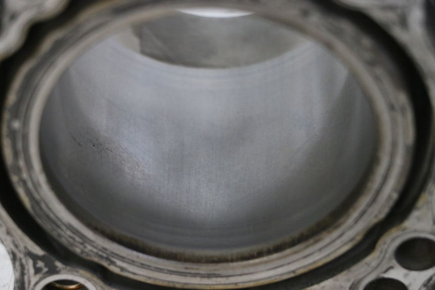photo de CYLINDRE PISTON SUZUKI SV S 650 (1999 - 2002)