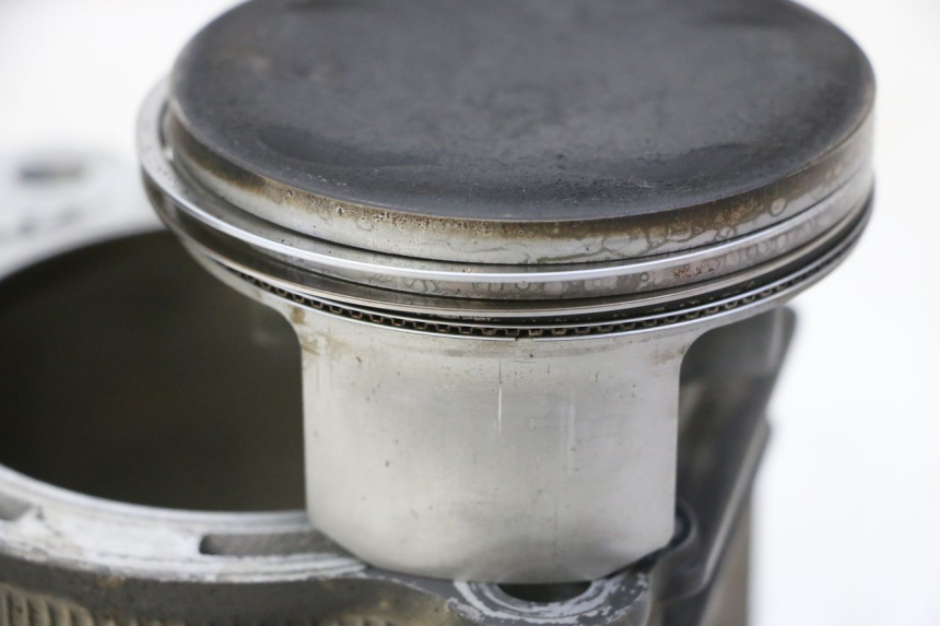 photo de CYLINDRE PISTON YAMAHA TDM ABS 900 (2002 - 2014)