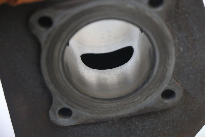 photo de CYLINDRE PISTON PEUGEOT VIVACITY NEW 2T 50 (2008 - 2017)