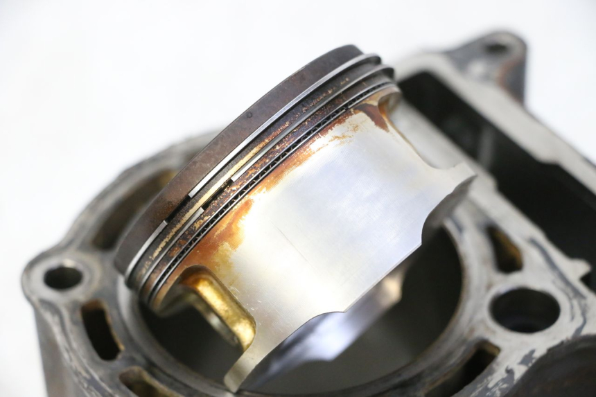 photo de CYLINDRE PISTON YAMAHA X-MAX XMAX 250 (2006 - 2009)