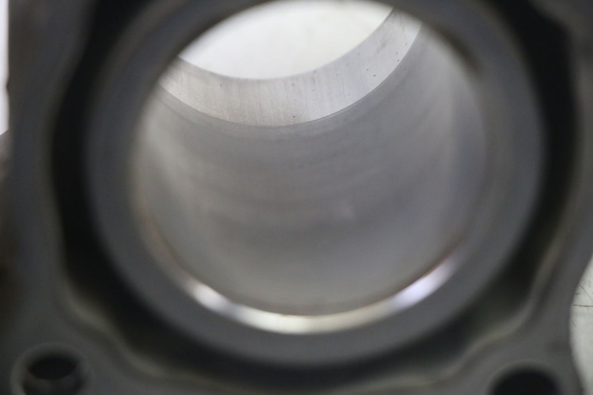 photo de CYLINDRE PISTON YAMAHA X-MAX XMAX 125 (2010 - 2013) - Zoom composants