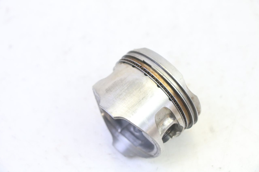photo de CYLINDRE PISTON PIAGGIO XEVO - X EVO 125 (2007 - 2016)