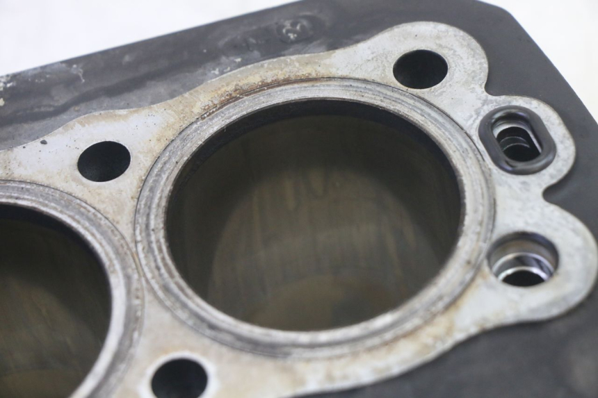 photo de CYLINDRE PISTON KAWASAKI ZR 7 750 (1999 - 2001) - Inspection visuelle