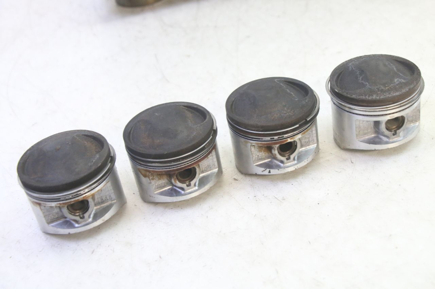 photo de CYLINDRE PISTON KAWASAKI ZR 7 750 (1999 - 2001) - Zoom qualité