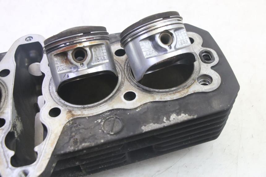 photo de CYLINDRE PISTON KAWASAKI ZR 7 750 (1999 - 2001) - Zoom état d’usage