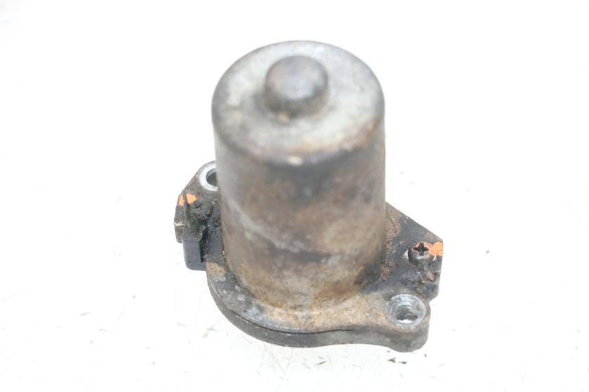 photo de DEMARREUR MBK BOOSTER SPIRIT NAKED 50 (2004 - 2017) - Autre angle de vue