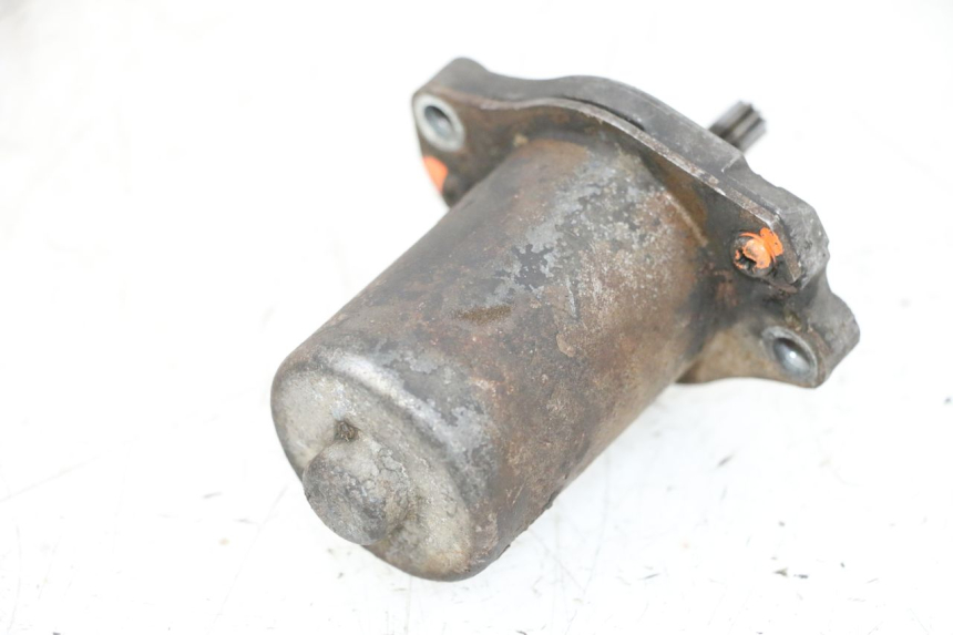 photo de DEMARREUR MBK BOOSTER SPIRIT NAKED 50 (2004 - 2017) - Gros plan technique