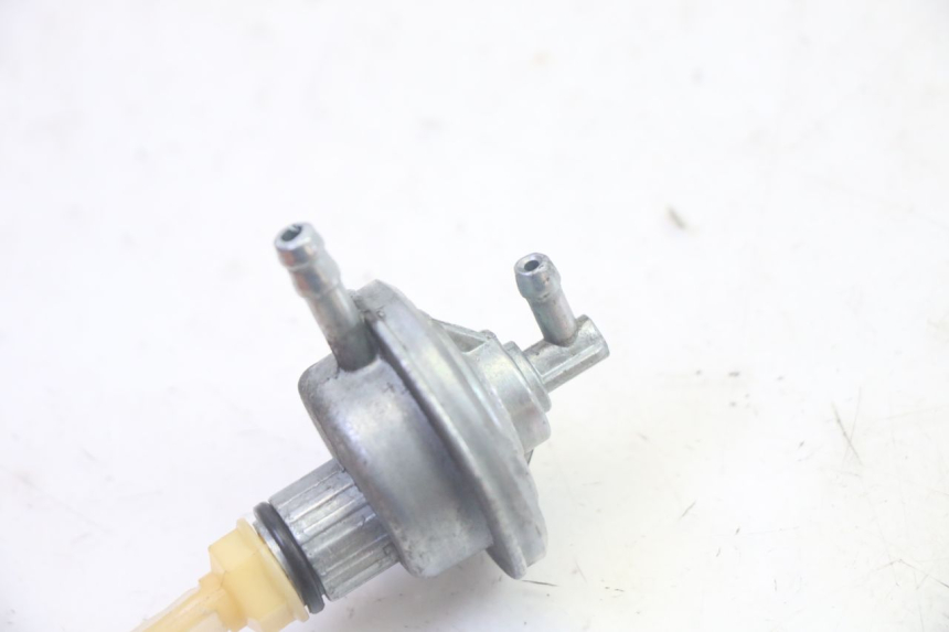 photo de DEPRESSION RESERVOIR PEUGEOT KISBEE 4T 50 (2010 - 2017) - Détail de la pièce