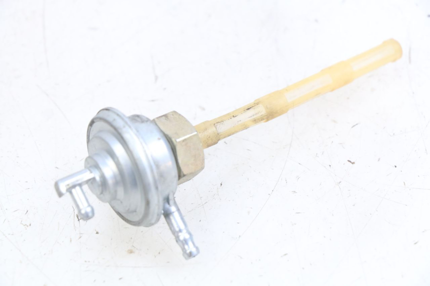 photo de DEPRESSION RESERVOIR HONDA SCV LEAD 100 (2003 - 2007)