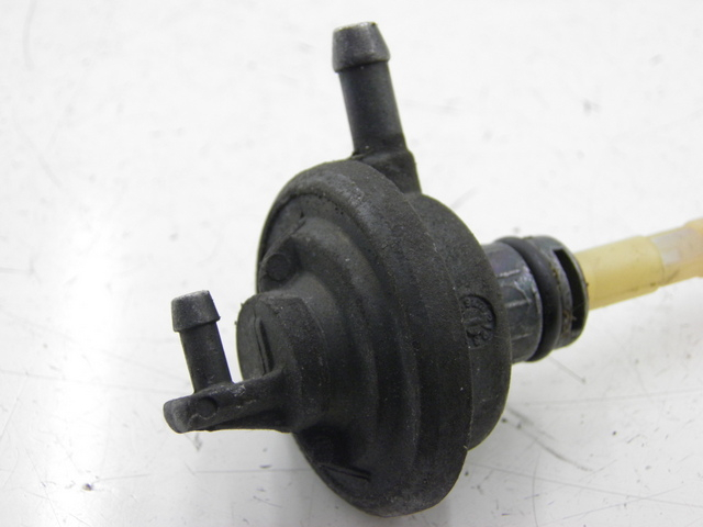 photo de DEPRESSION RESERVOIR YAMAHA YP MAJESTY 125 (2007 - 2010)