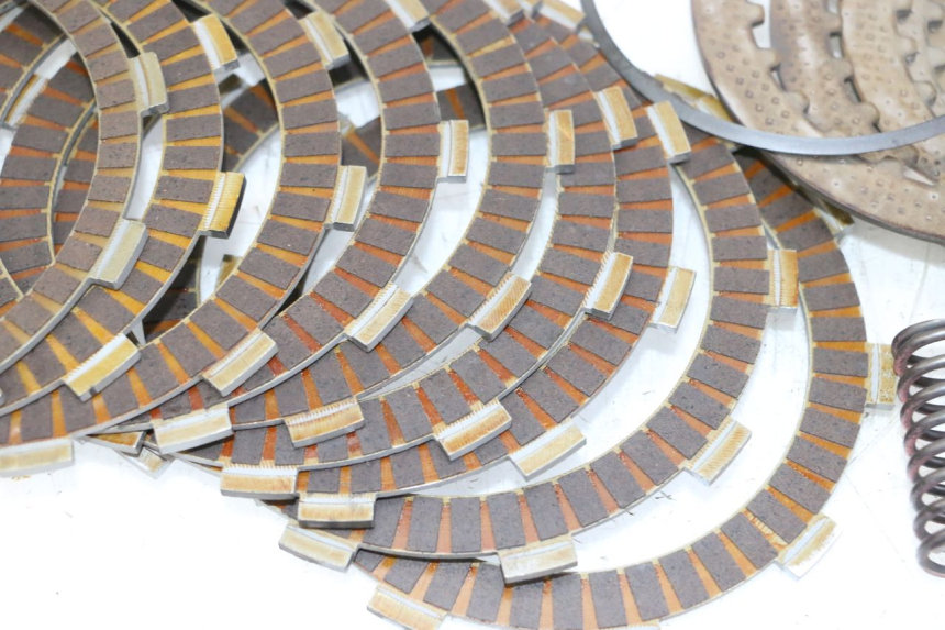 photo de DISQUE EMBRAYAGE HONDA CBR RR FIREBLADE 900 (1992 - 1994)