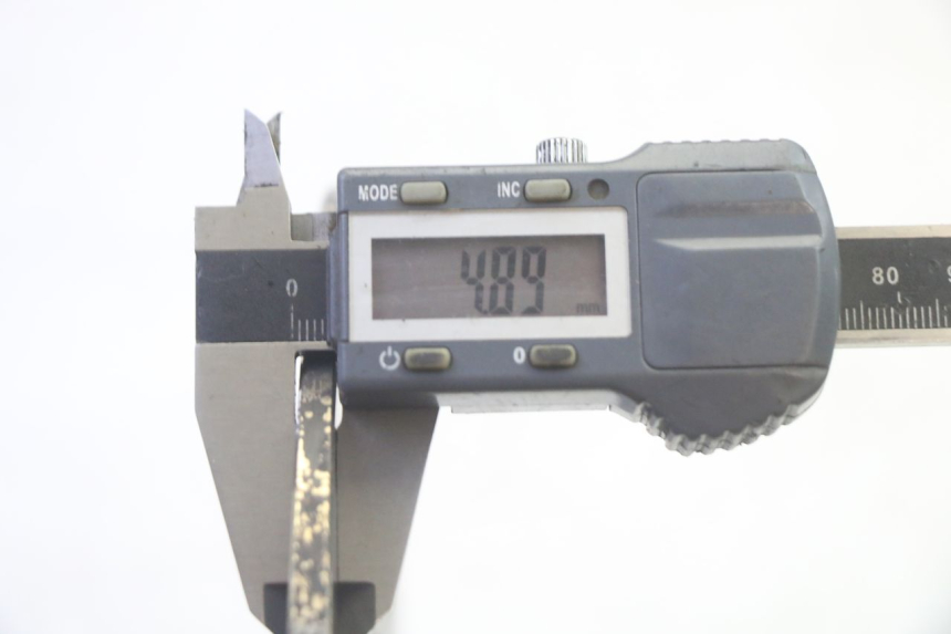 photo de DISQUE FREIN ARRIERE YAMAHA FJR ABS 1300 (2006 - 2012) - Gros plan technique