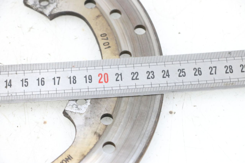 photo de DISQUE FREIN ARRIERE PIAGGIO MP3 HPE 300 (2019 - 2026) - Zoom état d’usage