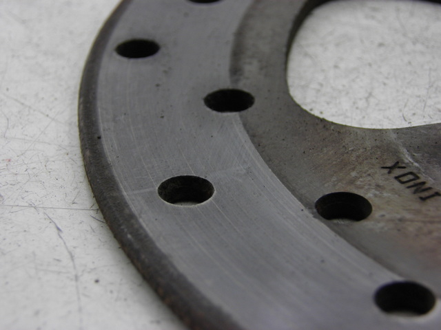 photo de DISQUE FREIN ARRIERE PIAGGIO CARNABY 125 (2007 - 2011)