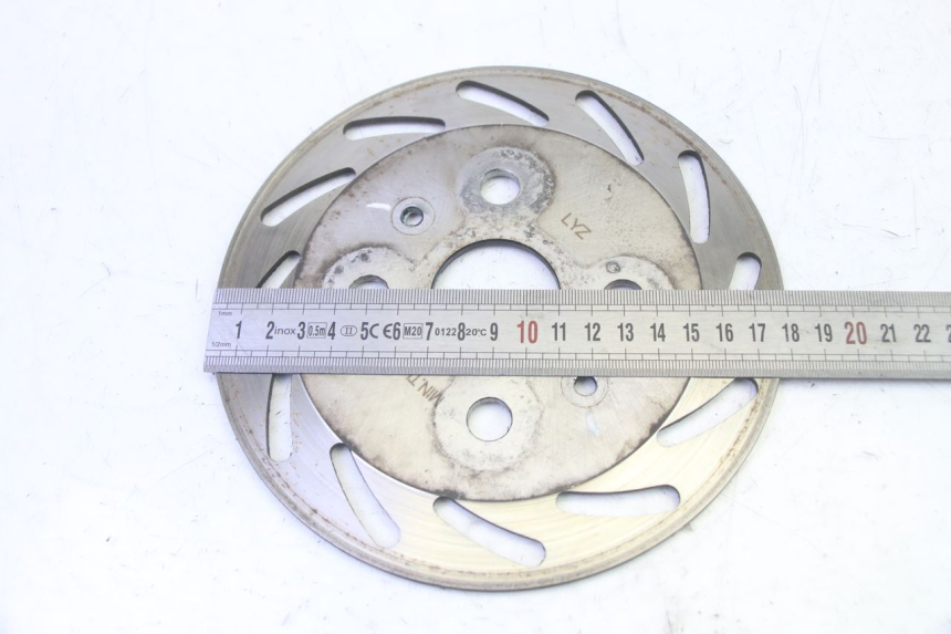 photo de DISQUE FREIN ARRIERE LIGIER PULSE 3 1 (2014 - 2020) - Points de fixation