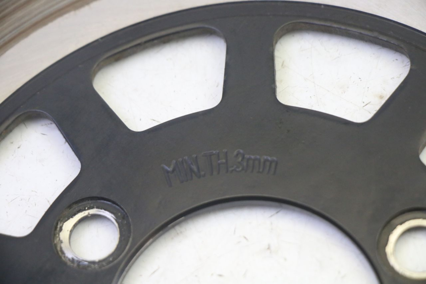 photo de DISQUE FREIN ARRIERE EFUN PUSA 1 - Gros plan technique