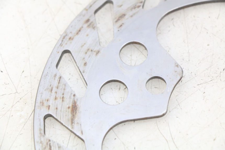 photo de DISQUE FREIN ARRIERE GAS-GAS SM ROOKIE 50 (2001 - 2005) - Gros plan technique