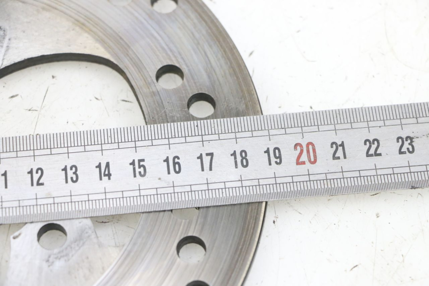 photo de DISQUE FREIN ARRIERE YAMAHA YP MAJESTY 125 (2002 - 2006) - Zoom état d’usage