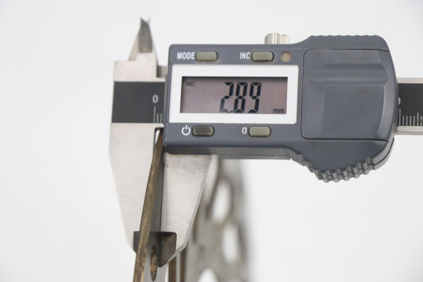 photo de DISQUE FREIN AVANT HONDA CR 125 (1995 - 1997) - Vue d’ensemble