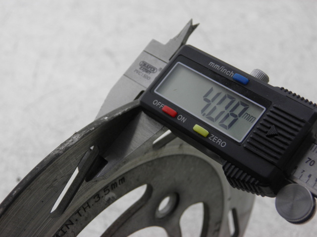 photo de DISQUE FREIN AVANT PIAGGIO TYPHOON 50 (2000 - 2009)