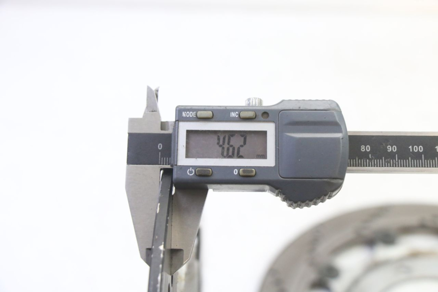 photo de DISQUE FREIN AVANT TRIUMPH SPRINT 900 (1995 - 1998)