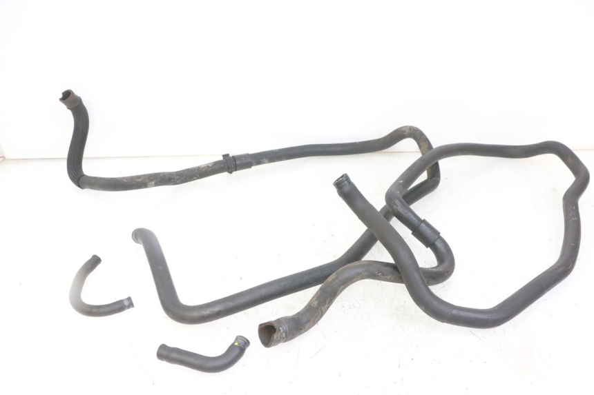 photo de DURITE RADIATEUR PIAGGIO IE MP3 YOURBAN 300 (2011 - 2016)