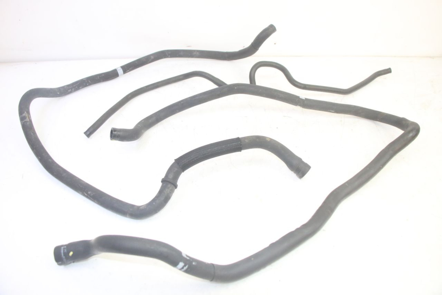 photo de DURITE RADIATEUR PIAGGIO MP3 HPE 350 (2018 - 2020) - Vue principale