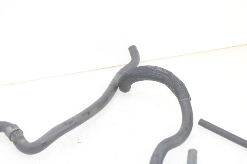 photo de DURITE RADIATEUR PIAGGIO MP3 HPE 300 (2019 - 2026) - Zoom état d’usage