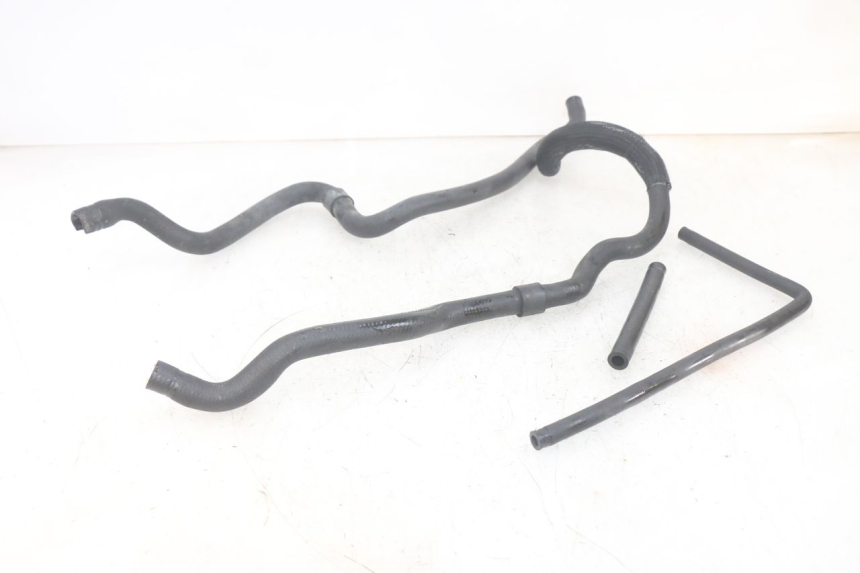 photo de DURITE RADIATEUR PIAGGIO MP3 HPE 300 (2019 - 2026) - Vue d’ensemble