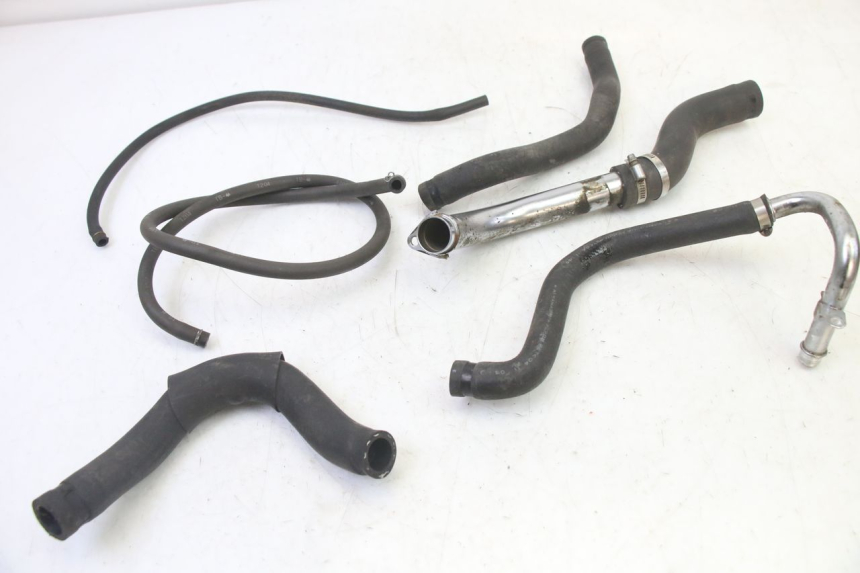 photo de DURITE RADIATEUR HONDA NTV DEAUVILLE 650 (2001 - 2006)