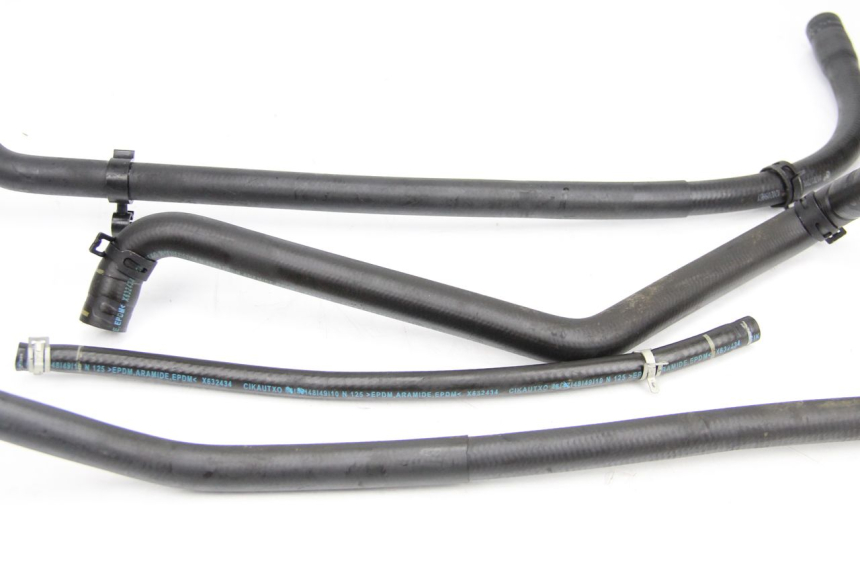 photo de DURITE RADIATEUR PEUGEOT SATELIS 125 (2013 - 2018)