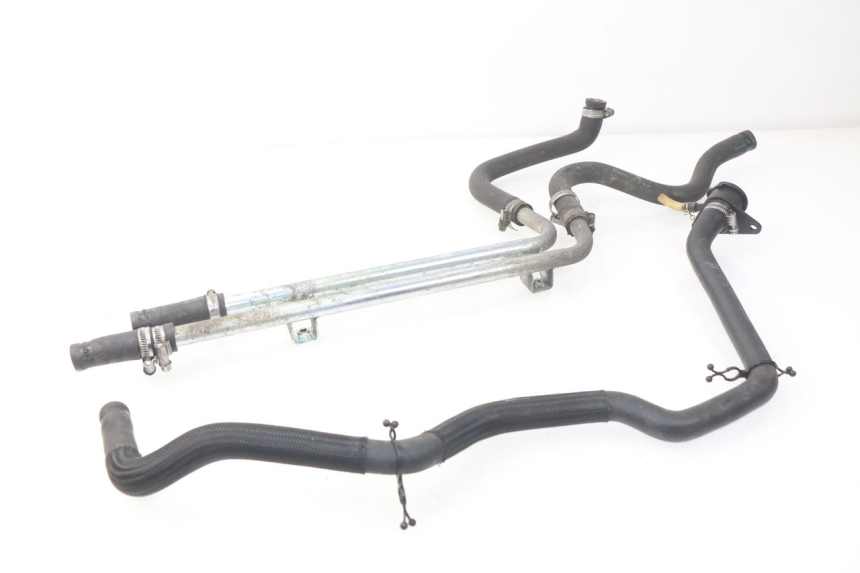 photo de DURITE RADIATEUR YAMAHA YP X-MAX XMAX 400 (2014 - 2017)