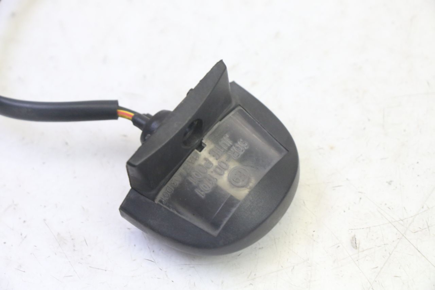 photo de ECLAIRAGE DE PLAQUE QUADRO 4 4D 350 (2015 - 2018)