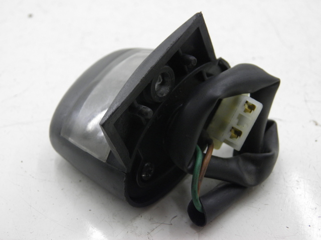 photo de ECLAIRAGE DE PLAQUE HONDA FES PANTHEON 125 (2003 - 2007)