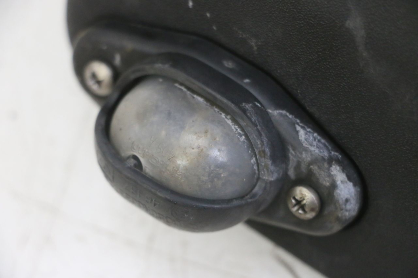 photo de ECLAIRAGE DE PLAQUE PIAGGIO MP3 LT 300 (2010 - 2016)