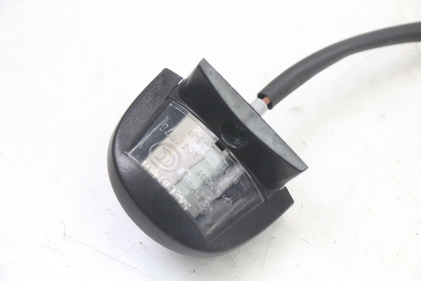 photo de ECLAIRAGE DE PLAQUE PEUGEOT TWEET 4T 50 (2023 - 2025)