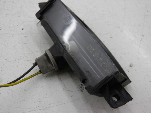 photo de ECLAIRAGE DE PLAQUE PIAGGIO MP3 RL 125 (2006 - 2014) - Zoom état d’usage