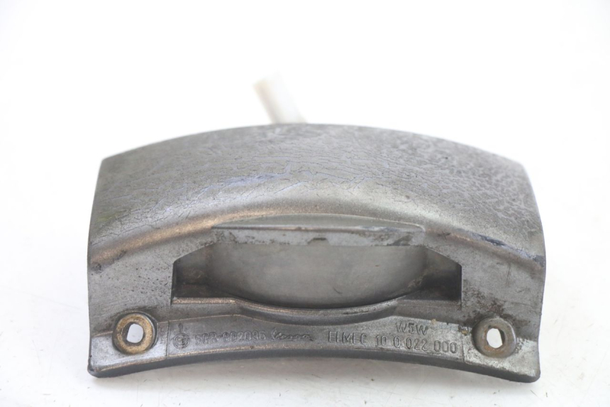photo de ECLAIRAGE DE PLAQUE PIAGGIO VESPA GRANTURISMO 125 (2003 - 2007)