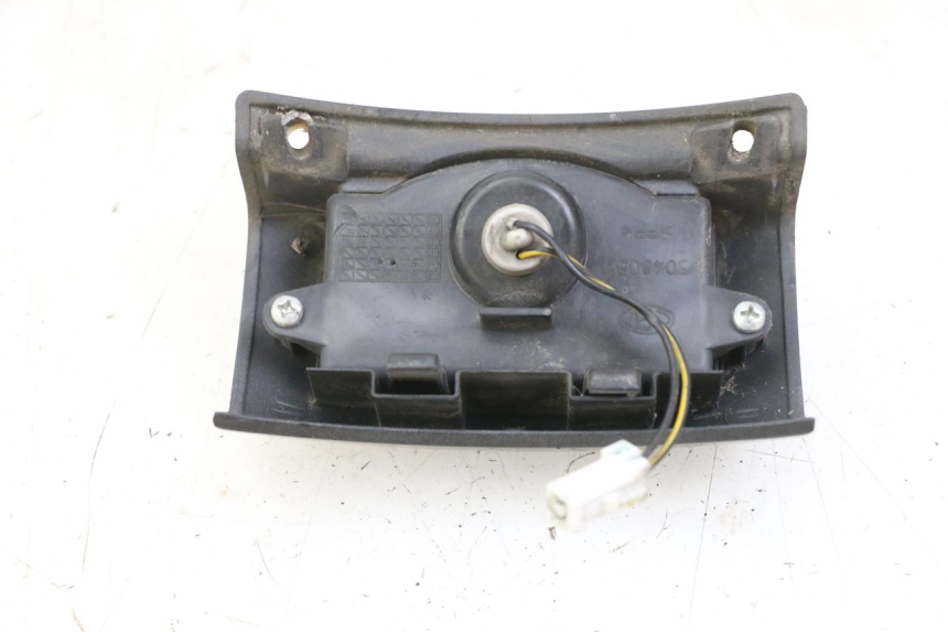 photo de ECLAIRAGE DE PLAQUE PIAGGIO VESPA GRANTURISMO 200 (2004 - 2005)