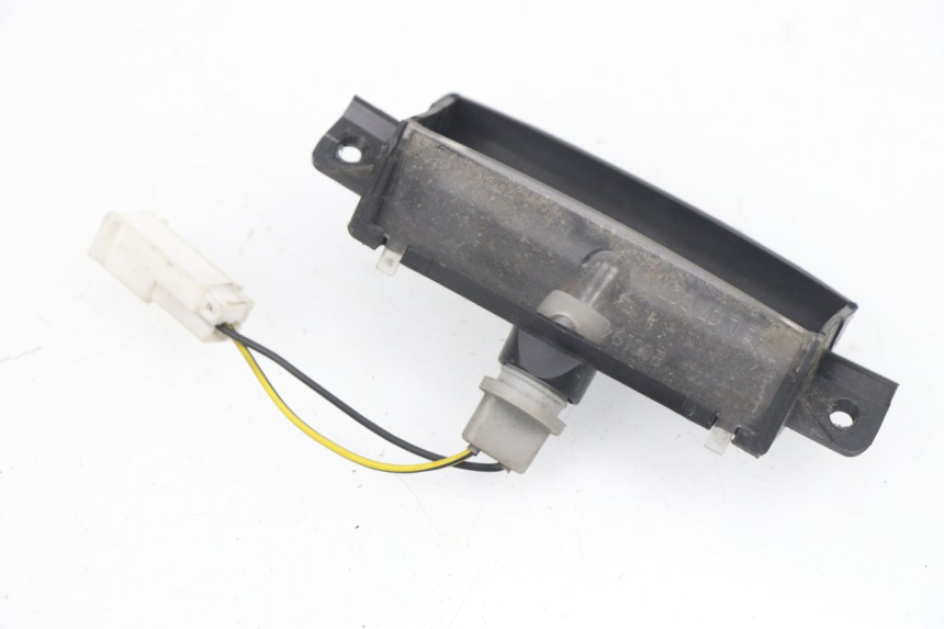 photo de ECLAIRAGE DE PLAQUE PIAGGIO XEVO - X EVO 125 (2007 - 2016)