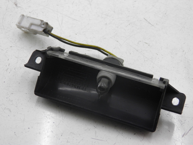 photo de ECLAIRAGE DE PLAQUE PIAGGIO XEVO - X EVO 125 (2010 - 2015) - Vue principale