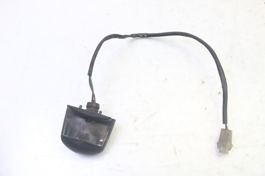 photo de ECLAIRAGE DE PLAQUE PEUGEOT SATELIS 125 (2013 - 2018)