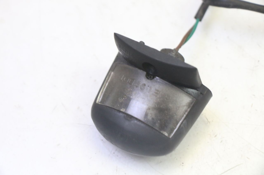 photo de ECLAIRAGE DE PLAQUE PEUGEOT SATELIS 125 (2013 - 2018)