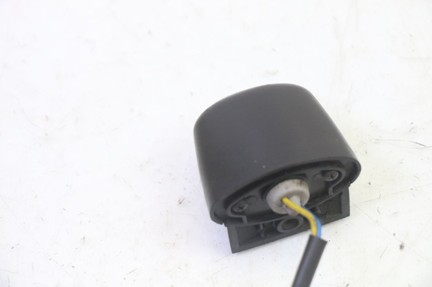 photo de ECLAIRAGE DE PLAQUE APRILIA SR R 2T LC 50 (2018 - 2021)